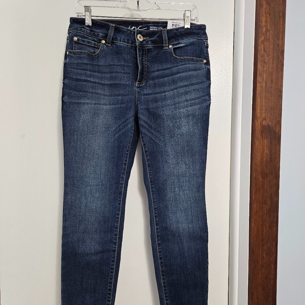 INC International Concepts Skinny Jeans - Size 10P(new)